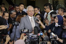 Malaysia điều tra nghi vấn Trung Quốc đề nghị giải cứu quỹ 1MDB đổi lấy các dự án