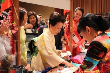 Việt Nam tích cực tham gia hoạt động từ thiện tại Nhật Bản