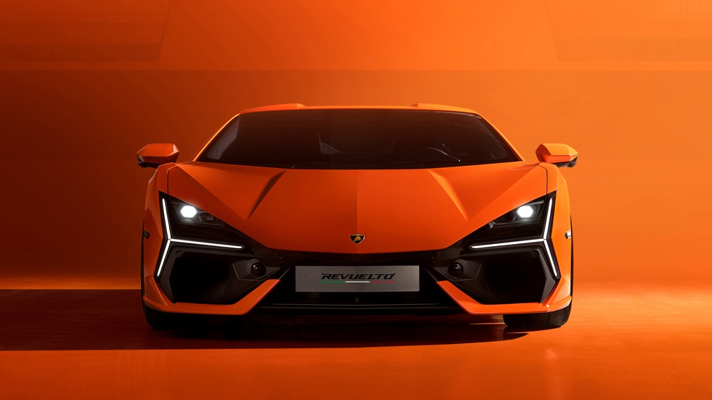 Revuelto LB744 đưa Lamborghini vào thế giới siêu xe trên 1.000 mã lực - 24 Revuelto LB744 đưa Lamborghini vào thế giới siêu xe trên 1.000 mã lực - 24