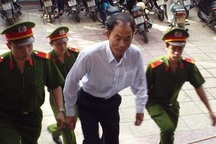 Vụ “ăn chặn” trầm kỳ: Cựu trưởng công an huyện tiếp tục kêu oan