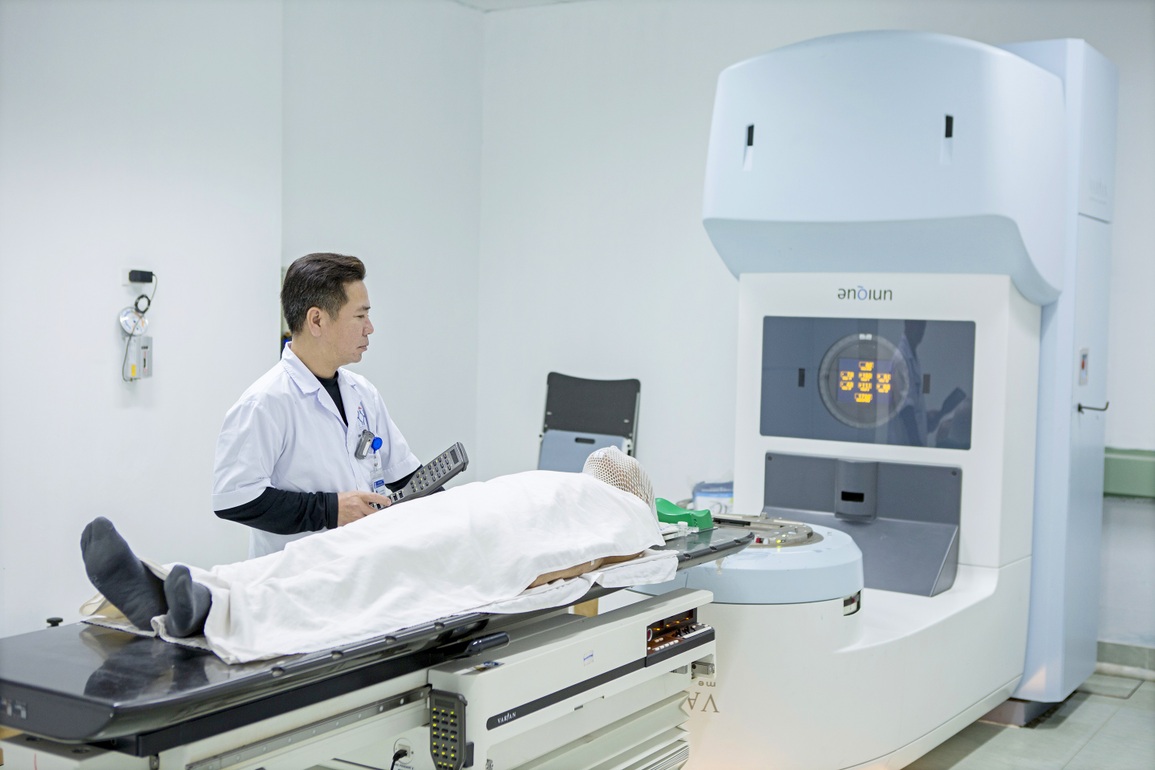 Một số lưu ý về xạ trị cho bệnh nhân ung thư phổi - 1 Một số lưu ý về xạ trị cho bệnh nhân ung thư phổi - 1