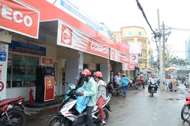 Lắp đặt hệ thống truyền nối báo cháy ở tất cả các cây xăng