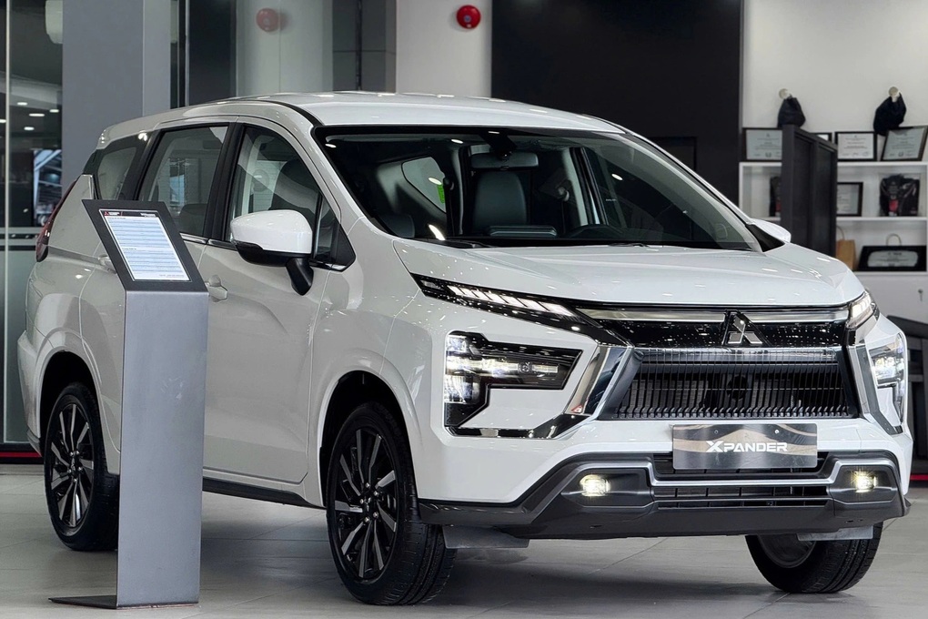 Xpander “xả hàng”, giá khởi điểm dưới 500 triệu, tăng sức đấu Limo Green - 3
