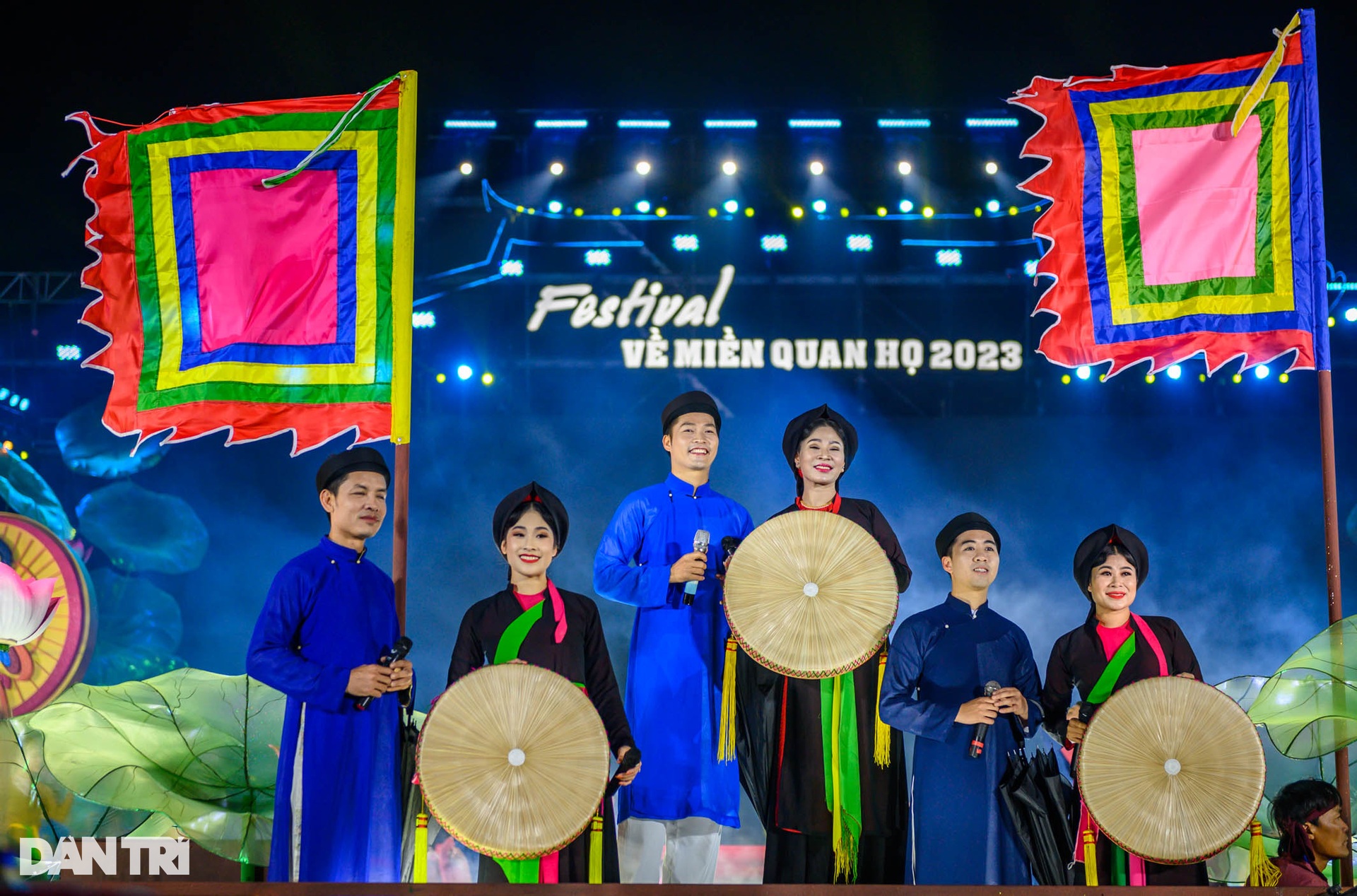 Gần 1.000 nghệ sĩ biểu diễn tại lễ khai mạc Festival Về miền Quan họ 2023 - 9 Gần 1.000 nghệ sĩ biểu diễn tại lễ khai mạc Festival Về miền Quan họ 2023 - 9