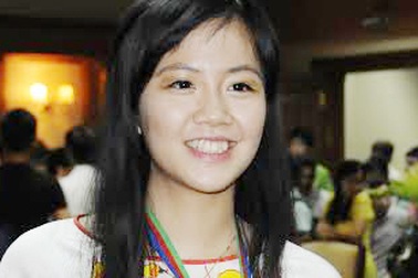 Hot girl của đoàn Olympic Hóa học quốc tế