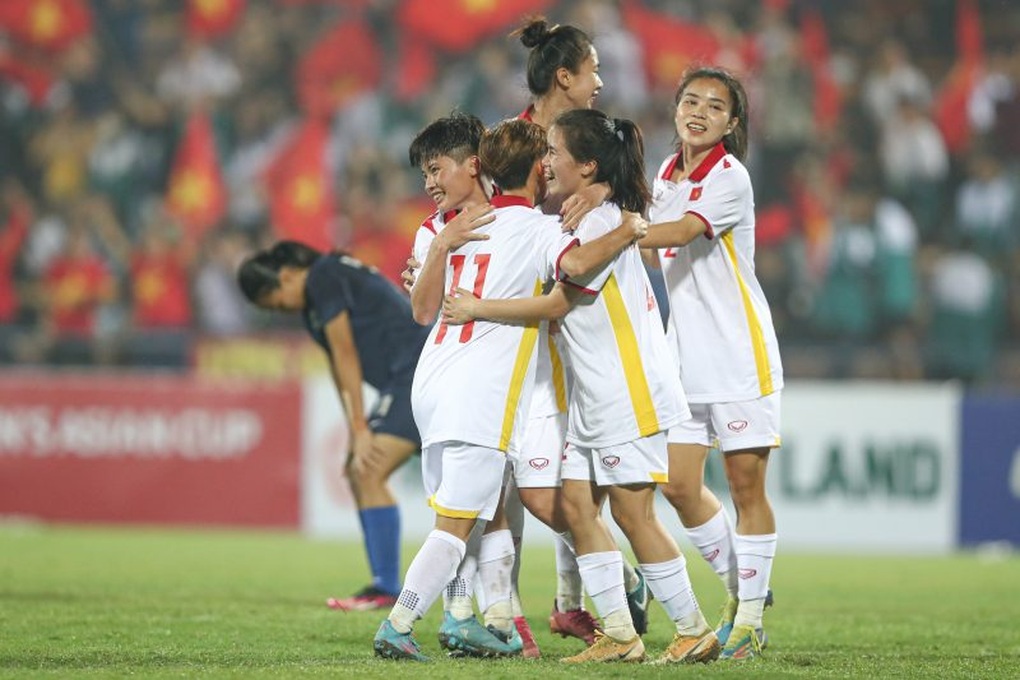U20 nữ Việt Nam thắng Singapore 11-0 ở vòng loại châu Á - 1 U20 nữ Việt Nam thắng Singapore 11-0 ở vòng loại châu Á - 1