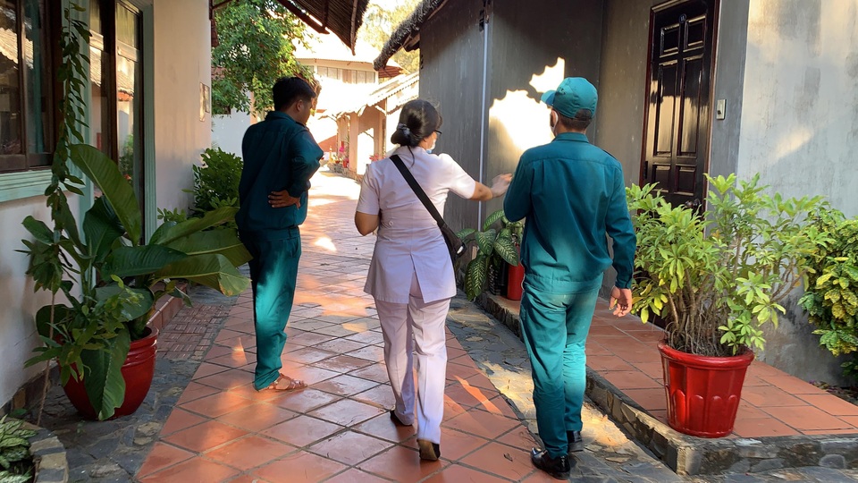 Nhiều người xin được cách ly ở resort, khách sạn cao cấp - 8 Nhiều người xin được cách ly ở resort, khách sạn cao cấp - 8