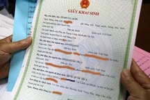 Vì sao số vụ việc đăng ký lại khai sinh, cải chính hộ tịch tăng mạnh?