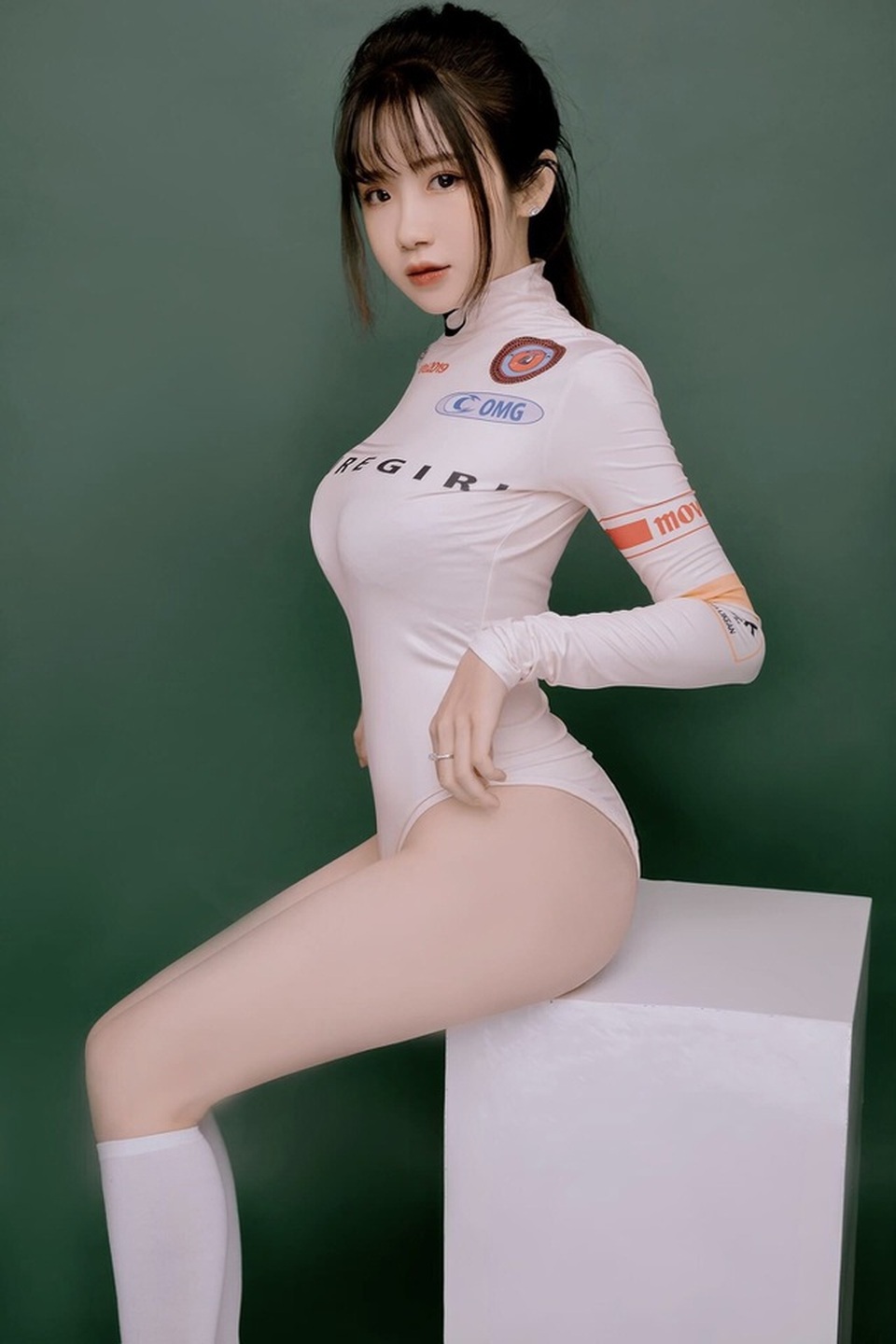 5 hot girl theo đuổi phong cách sexy được quan tâm nhất trong tháng 3 - 3 5 hot girl theo đuổi phong cách sexy được quan tâm nhất trong tháng 3 - 3