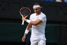 Nadal, Tsitsipas đi tiếp sau những chiến thắng bốn set