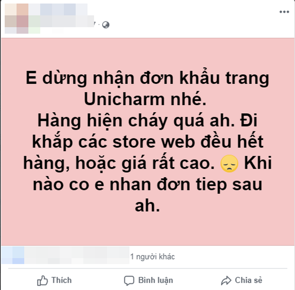 Khẩu trang tăng giá gấp 3 lần, dân chạy đôn đáo vẫn không có hàng để mua - 3 Khẩu trang tăng giá gấp 3 lần, dân chạy đôn đáo vẫn không có hàng để mua - 3