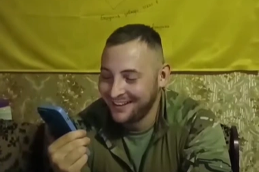 Lính Ukraine gọi công ty Nga nhờ sửa xe tăng