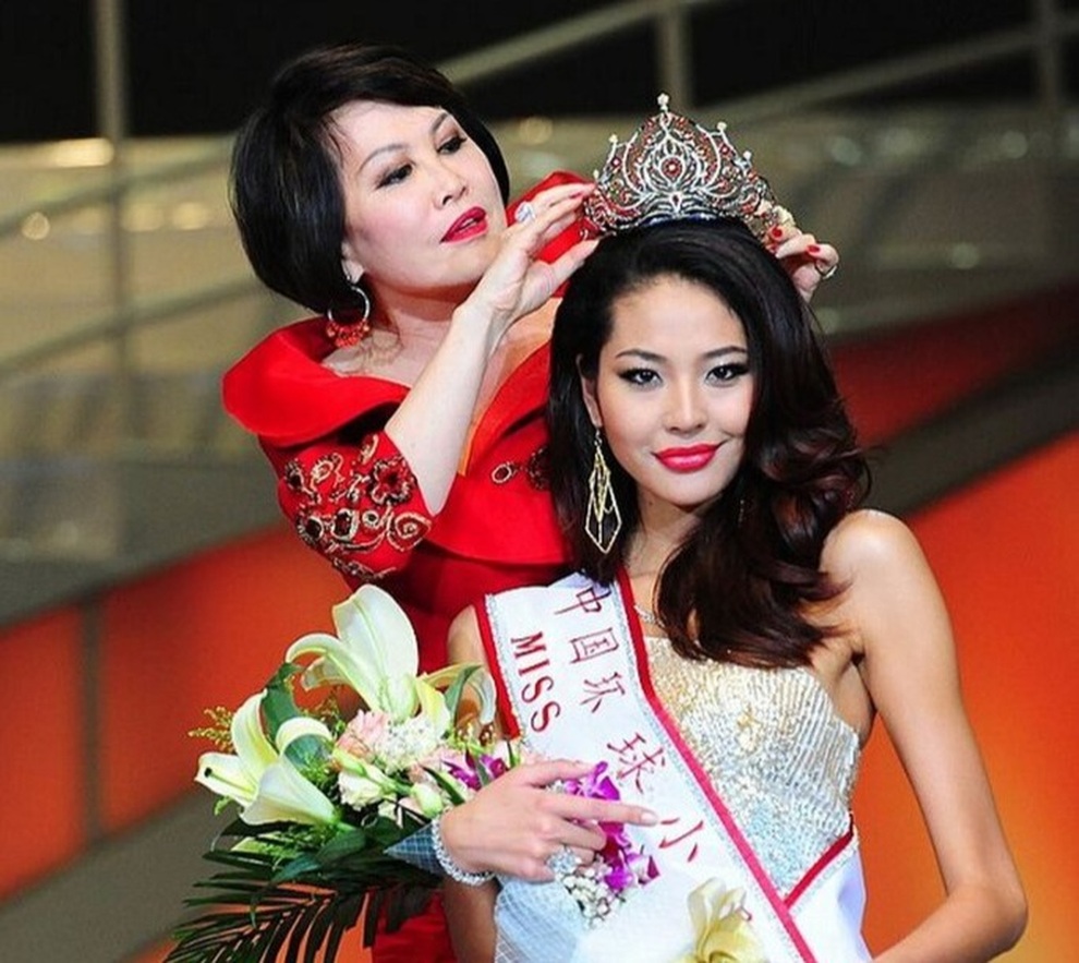 La Tử Lâm: Hoa hậu tự chôn vùi sự nghiệp vì phản thầy, giật bồ - 1 La Tử Lâm: Hoa hậu tự chôn vùi sự nghiệp vì phản thầy, giật bồ - 1