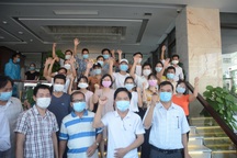 Đoàn y, bác sĩ Bình Định và Thừa Thiên-Huế chia tay Đà Nẵng