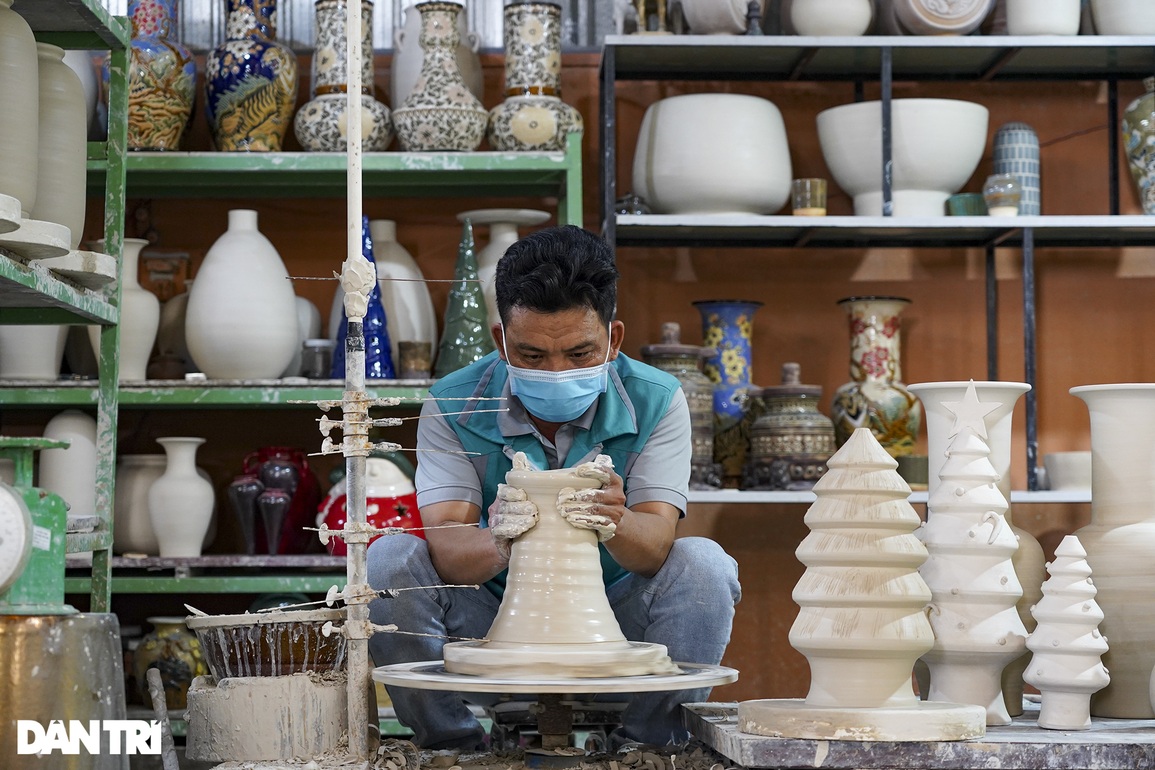 Người đàn ông khát khao hồi sinh dòng gốm lừng danh của Nam Bộ - 7 Người đàn ông khát khao hồi sinh dòng gốm lừng danh của Nam Bộ - 7