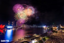 TPHCM bắn pháo hoa giao thừa Tết Ất Tỵ tại 15 địa điểm