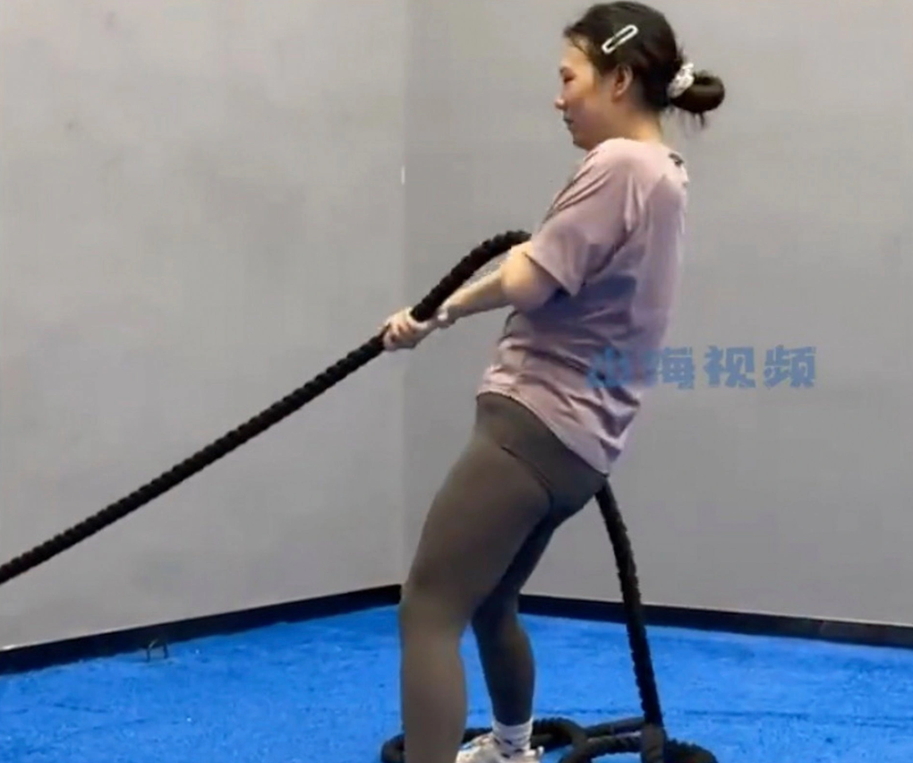 Cô gái Trung Quốc dừng học thạc sĩ để giảm 20kg - 2 Cô gái Trung Quốc dừng học thạc sĩ để giảm 20kg - 2