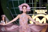 Bảo Ngọc diễn ấn tượng ở Miss World, kỳ vọng vượt thành tích các đàn chị