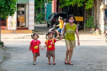 Công nhân tuần trước mất việc, tuần sau không còn tiền đóng trọ