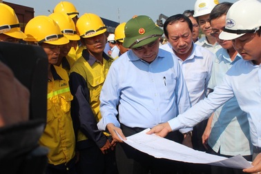 Phó Thủ tướng "thúc" tiến độ xây mới cầu Ghềnh