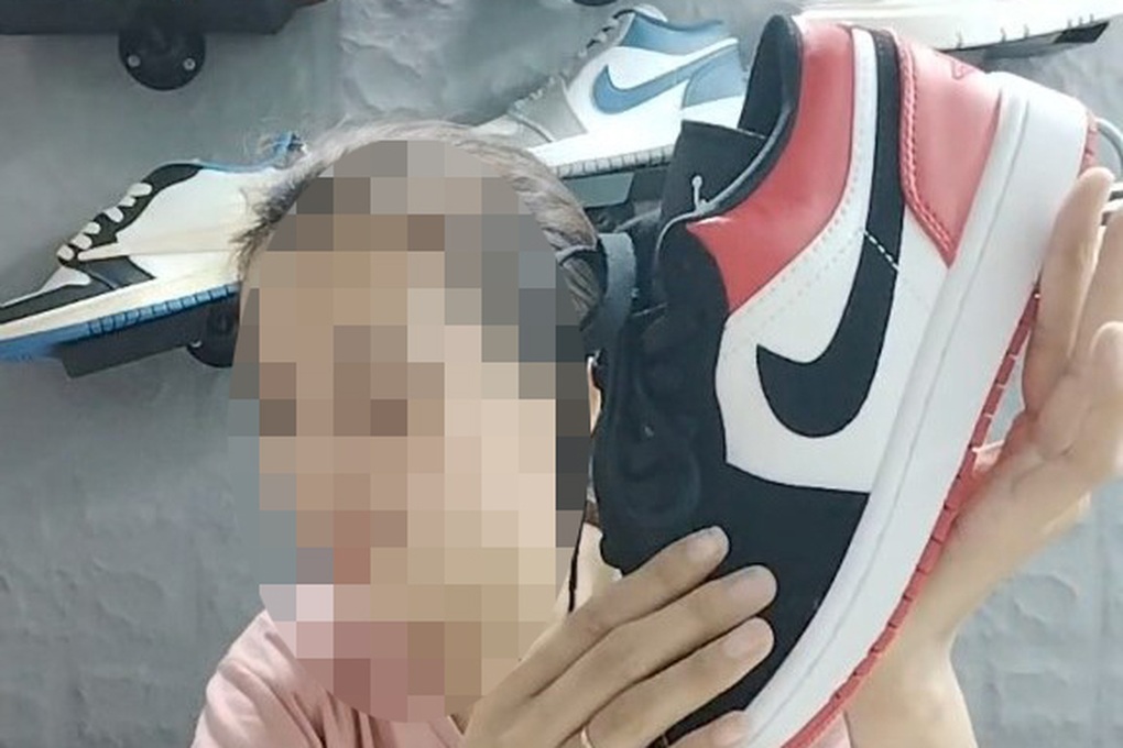 Bán giày Nike giả nhưng vẫn livestream công khai - 1 Bán giày Nike giả nhưng vẫn livestream công khai - 1