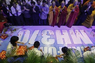 MH370 mất tích một tháng: Những câu hỏi từ tiếng “ping”