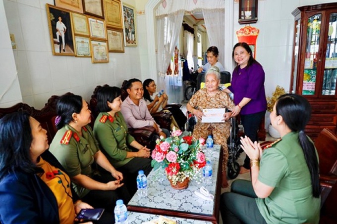 “Đền ơn đáp nghĩa” là nghĩa vụ cũng là văn hóa tốt đẹp của người dân Cần Thơ - Ảnh 5.