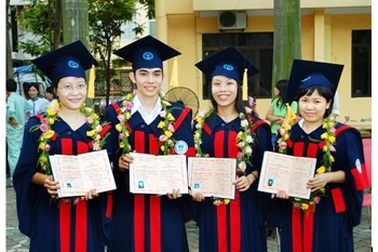 Thắp sáng tài năng kinh doanh trẻ “tuyển” cả SV khối Kỹ thuật