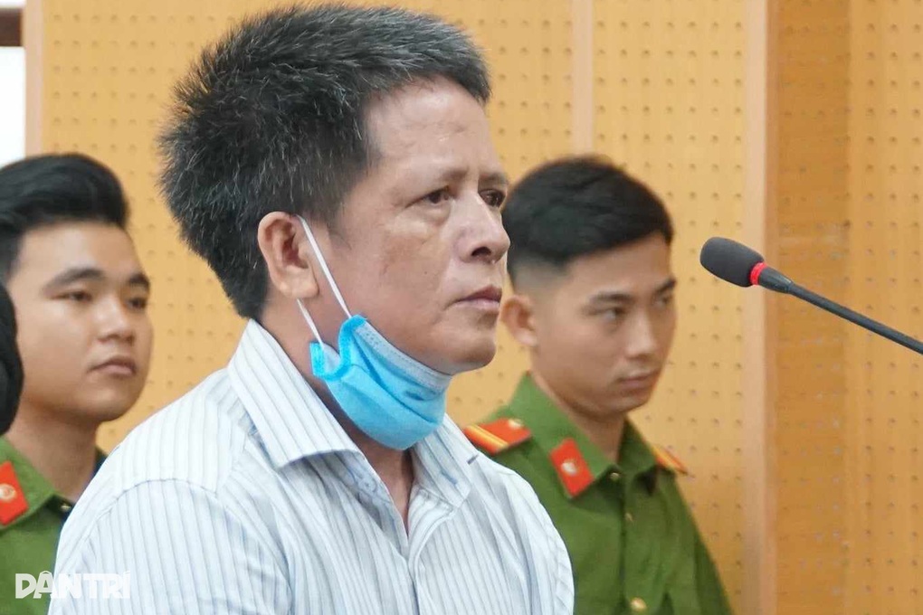Cựu Giám đốc Trung tâm Pháp y Quảng Ngãi lĩnh hơn 4 năm tù - 1 Cựu Giám đốc Trung tâm Pháp y Quảng Ngãi lĩnh hơn 4 năm tù - 1