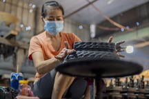 Làng đúc lư đồng cuối cùng ở TPHCM đìu hiu đón Tết