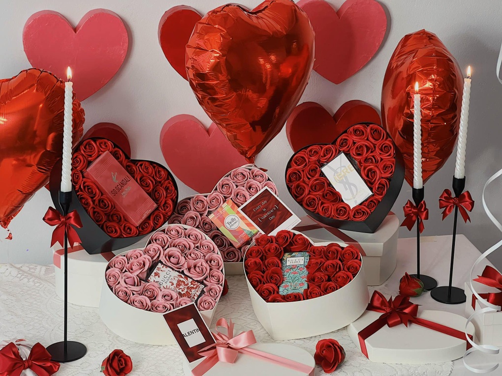 Thị trường quà tặng Valentine ảm đạm, lý do là gì? - 2