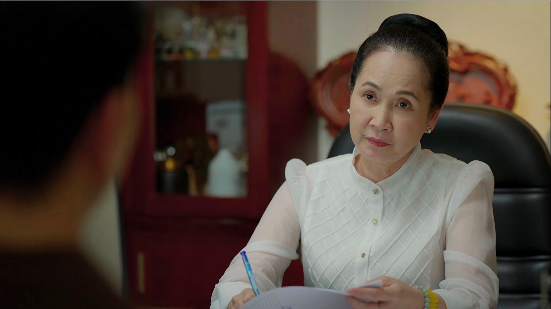 NSND Lan Hương Dịu dàng màu nắng: Không sợ ném đá, làm bạn với con dâu - 1 NSND Lan Hương Dịu dàng màu nắng: Không sợ ném đá, làm bạn với con dâu - 1