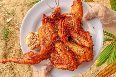 Đặc sản gà "bốc hỏa" độc lạ, khách vượt trăm cây số thưởng thức ở An Giang