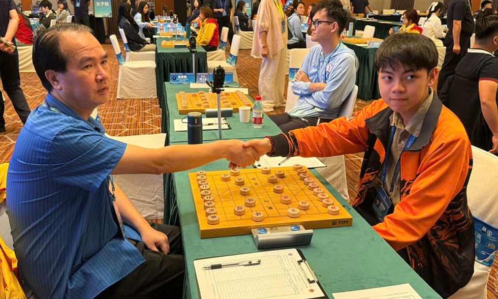 CĐV Trung Quốc đau lòng khi Lại Lý Huynh vô địch ở môn “quốc hồn quốc túy” - 4 CĐV Trung Quốc đau lòng khi Lại Lý Huynh vô địch ở môn “quốc hồn quốc túy” - 4