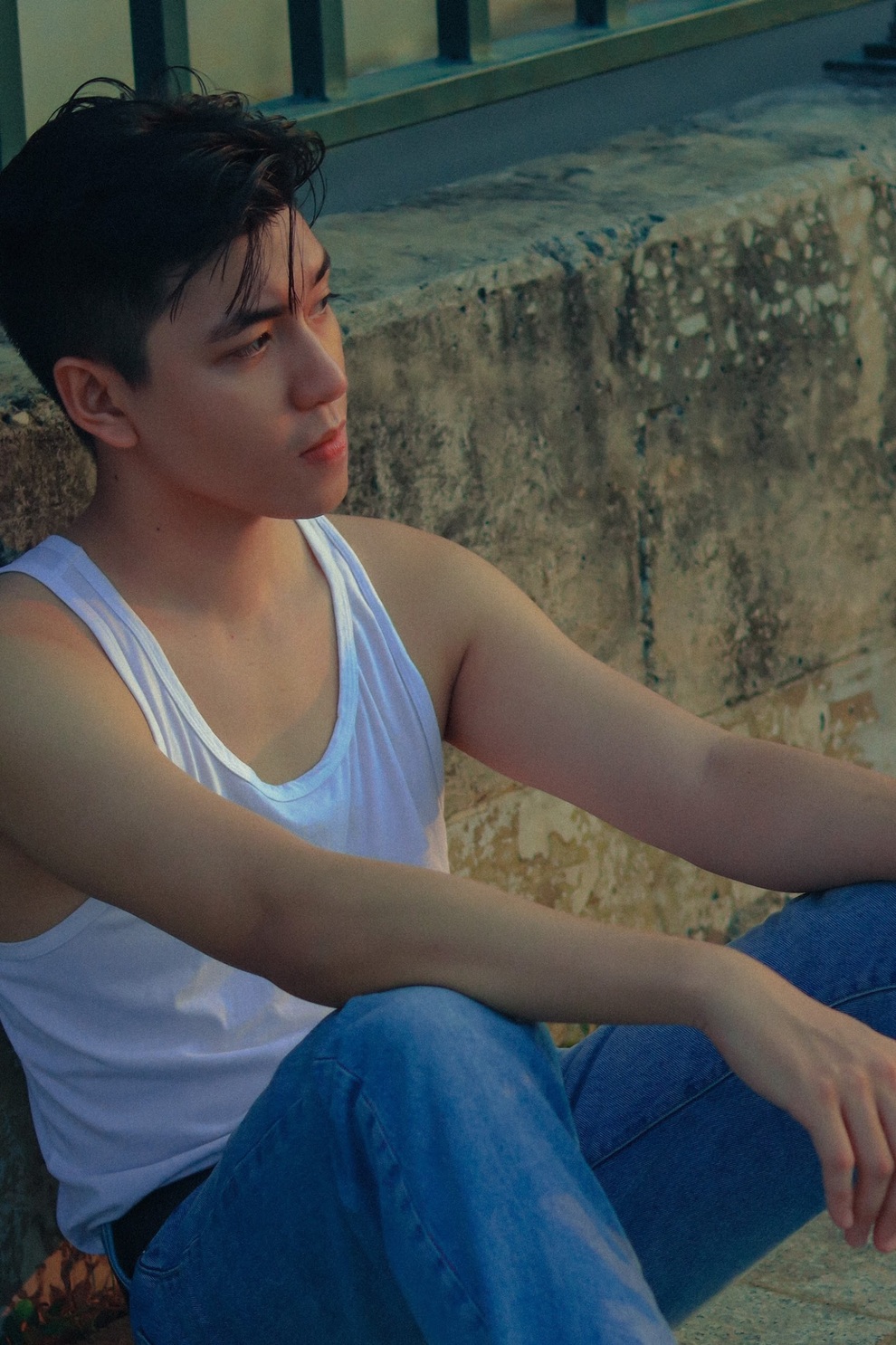 Hot boy hàng không mới nổi hút fans nhờ vẻ đẹp tự nhiên giản dị, ấm áp - 3 Hot boy hàng không mới nổi hút fans nhờ vẻ đẹp tự nhiên giản dị, ấm áp - 3
