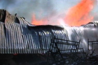 Cháy lớn suốt 10 tiếng, thiêu rụi hàng chục tỷ đồng