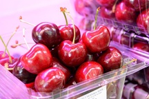 Dân Sài Thành "chuộng" hoa quả ngoại độc lạ, sang chảnh