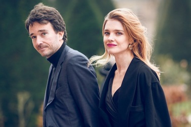 Cuộc sống viên mãn của siêu mẫu 5 con vừa lấy chồng tỷ phú