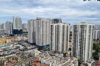 Bán gấp, bán "cắt lỗ" căn hộ chung cư mong thoát nợ