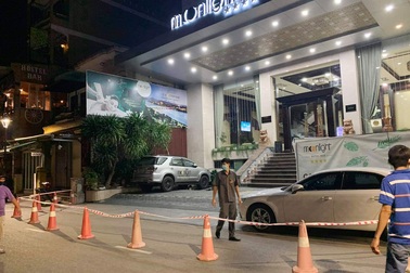 Huế phong tỏa khách sạn, nhà hàng nơi bệnh nhân Covid ăn ở