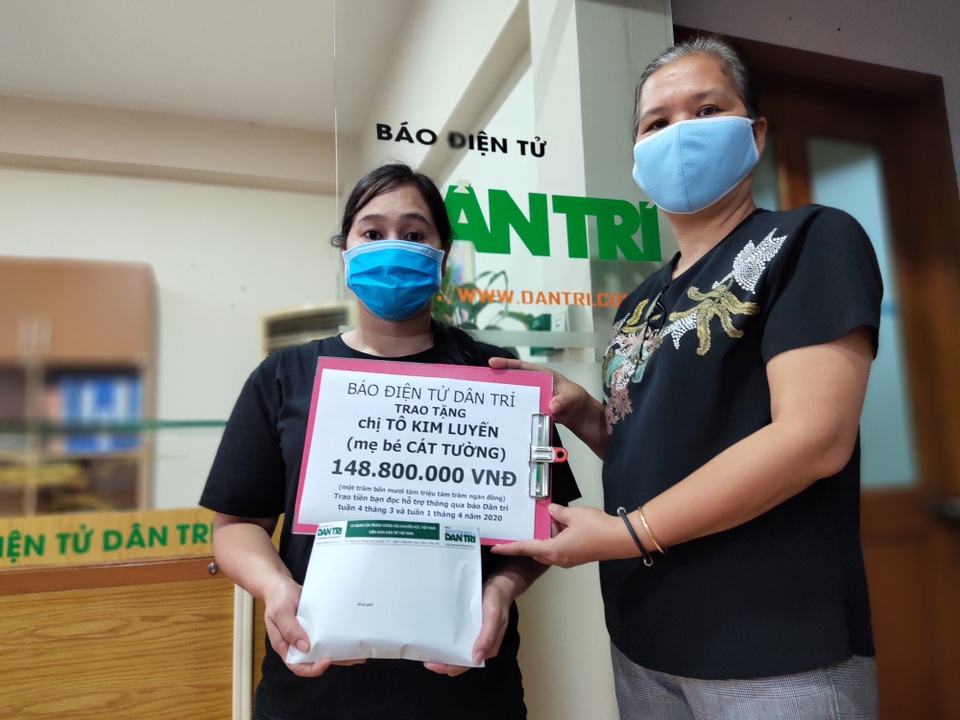 Bạn đọc Dân trí giúp đỡ bé gái ung thư hơn 148 triệu đồng - 3 Bạn đọc Dân trí giúp đỡ bé gái ung thư hơn 148 triệu đồng - 3