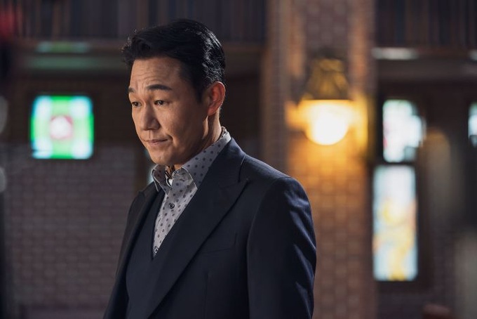 Gentleman đánh dấu lần thứ hai Joo Ji Hoon và Park Sung Woong hợp tác trên màn ảnh.
