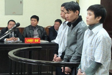 Thuê người chém vợ, bị đánh lại mất mạng