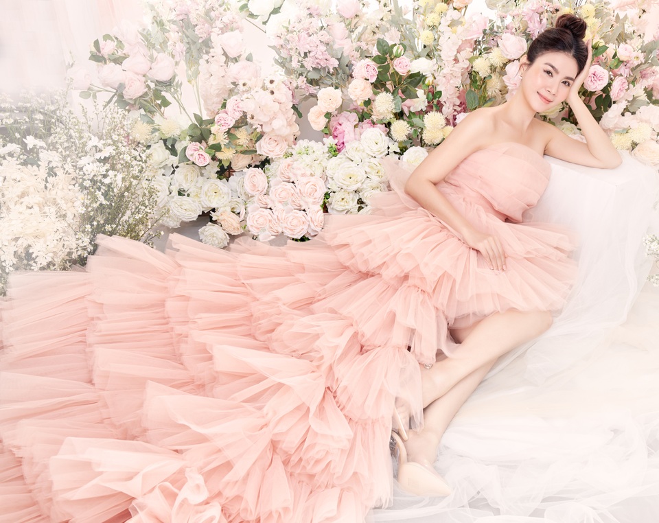 Kha Ly gây bất ngờ với bộ ảnh gợi cảm - 6 Kha Ly gây bất ngờ với bộ ảnh gợi cảm - 6