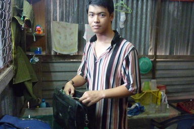 Ở nhà kho, vẫn thi đỗ thủ khoa đại học