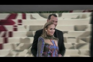 Jennifer Lopez và Alex Rodriguez dự Met Gala 2018
