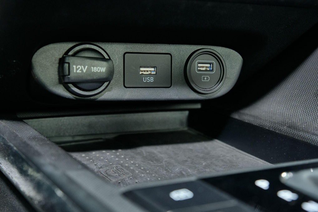 Trải nghiệm chi tiết Hyundai Elantra N-Line 2023: lái thú vị, đủ dính ghế - 16 Trải nghiệm chi tiết Hyundai Elantra N-Line 2023: lái thú vị, đủ dính ghế - 16