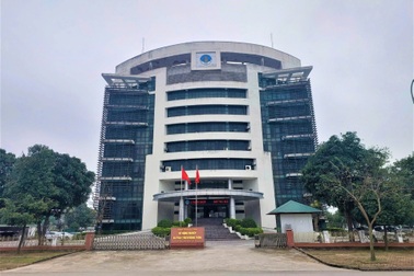 "Từ việc chọn người"