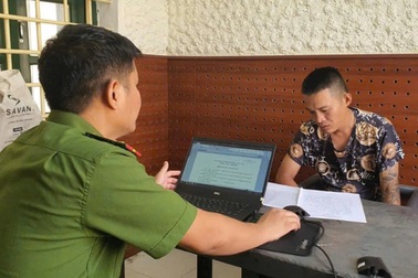 Kẻ có 3 tiền án bị cảnh sát vây bắt
