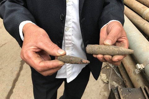 Một người bị vỡ nát tay khi nhặt vỏ đạn sau vụ nổ ở Bắc Ninh